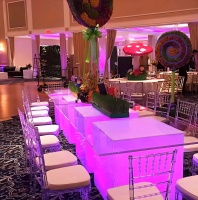 Светильник Куб 20 с питанием от АКБ, RGB